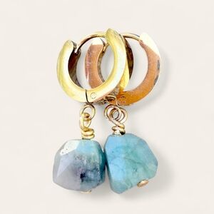 Freeform Natural Emerald And Gold Huggie Hoops Gemstone Earrings